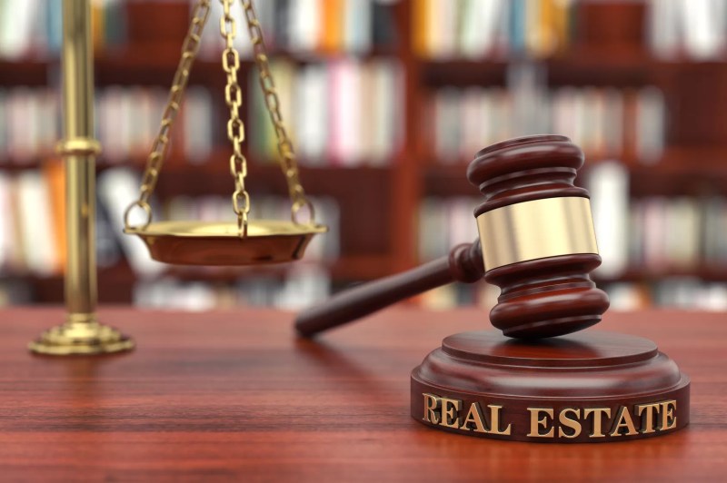 Real Estate Attorney